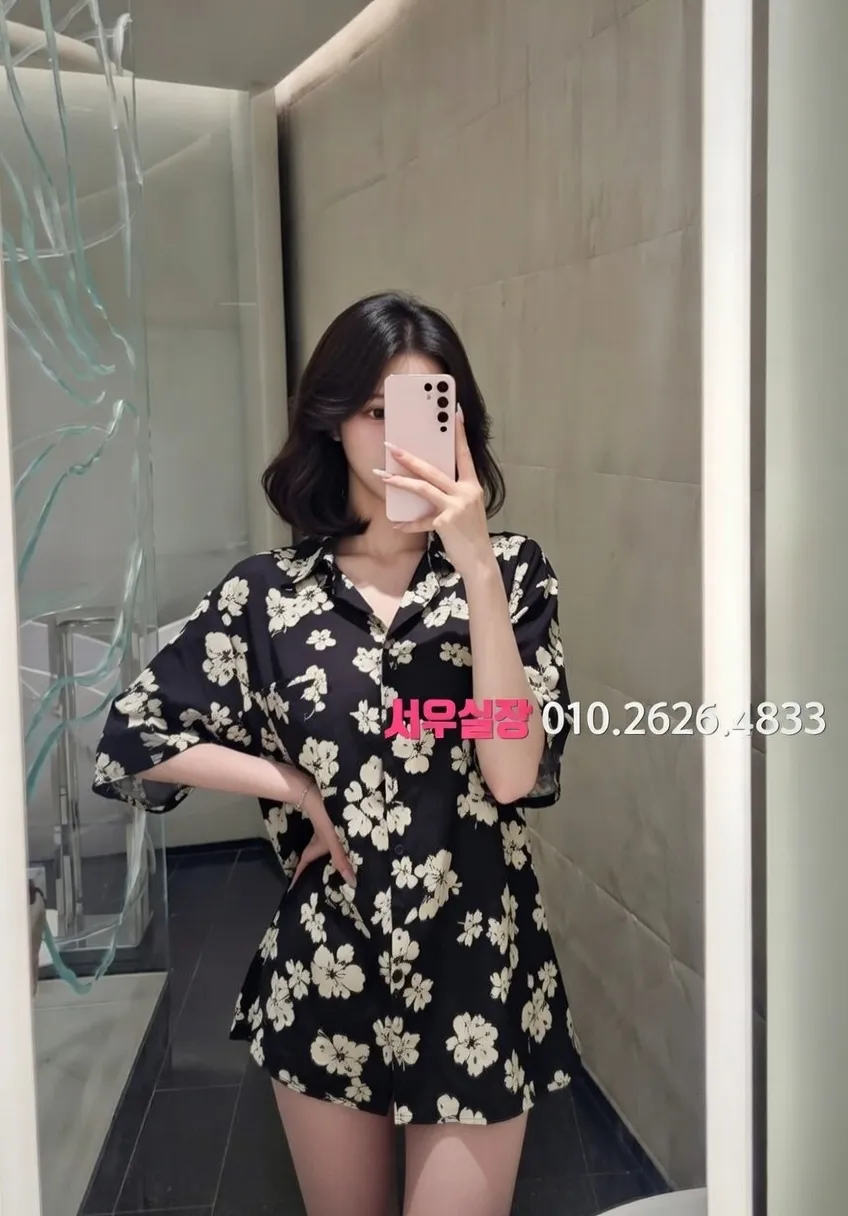 송파 미러룸 프리미엄 라인업 32번 프로필